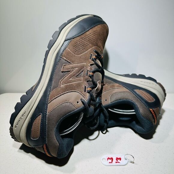 New Balance Mens Brown 769 MW769BR Abzorb Casual Trail Walking Shoes US 9,5 - Picture 1 of 8